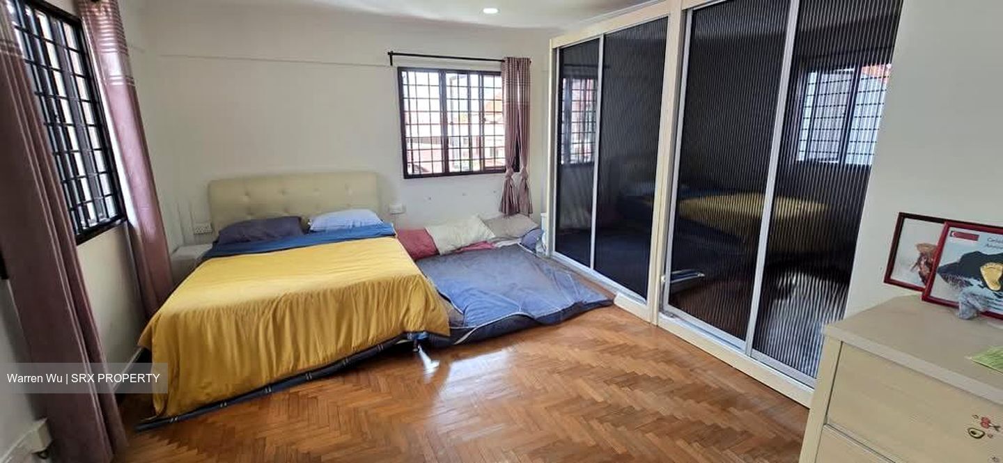 Simon Road (D19), Terrace #547608171